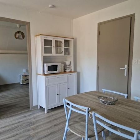 Appartement Au Milieu Des Vignes Thésée Exterior foto